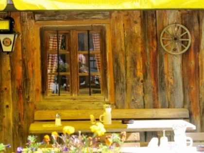 照片: Alte Wurzhütte